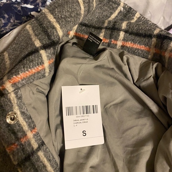 F21 Plaid Button Front Jacket - Picture 4 of 4